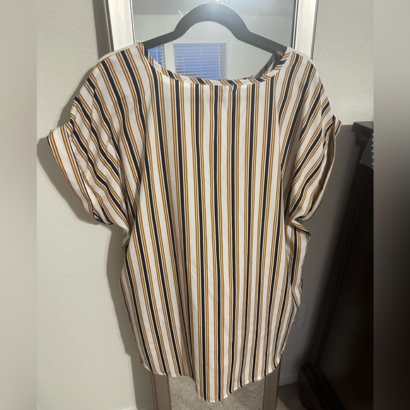 Speed Limit striped blouse size 2X - Picture 3 of 9